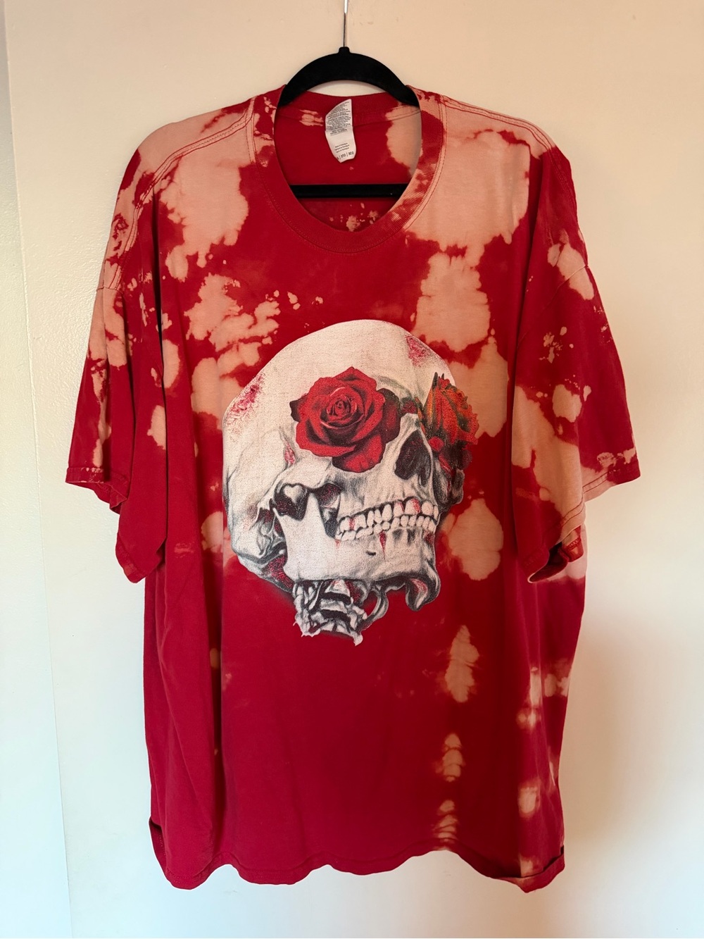 Red Tie-Dye Skull & Rose Short Sleeve Tee - Women